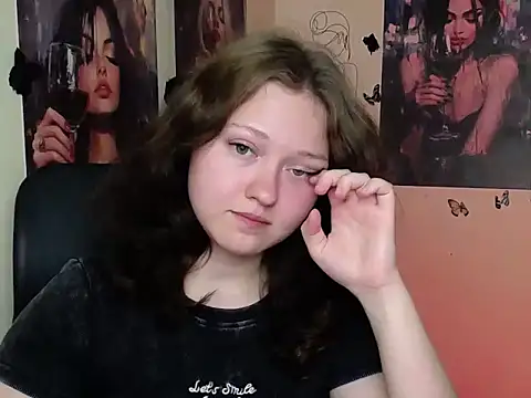 Snapshot of LadyAlice_ chatting on July 2026 05:58:02 AM LadyAlice online show from July 2026 05:58:02 AM