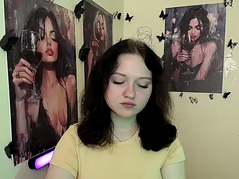 Snapshot of LadyAlice_ chatting on September 2025 06:09:01 AM LadyAlice online show from September 2025 06:09:01 AM