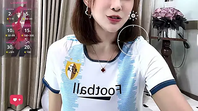 yue yue online show from October 2025 11:55:01 AM