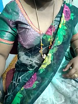 Snapshot of lolida69thamil chatting on October 2025 06:15:01 AM lolida69thamil online show from October 2025 06:15:01 AM