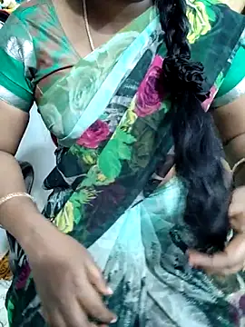 Snapshot of lolida69thamil chatting on September 2025 05:58:01 AM lolida69thamil online show from September 2025 05:58:01 AM