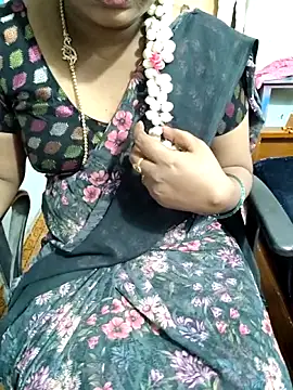 Snapshot of lolida69thamil chatting on November 2025 01:11:02 PM lolida69thamil online show from November 2025 01:11:02 PM