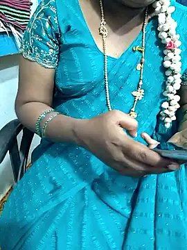 Snapshot of lolida69thamil chatting on November 2025 03:28:02 PM lolida69thamil online show from November 2025 03:28:02 PM