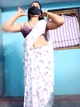 hotsana79 online show from November 2025 05:45:02 PM