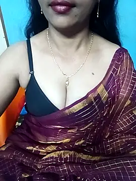 hotsana79 online show from December 2025 05:32:02 AM