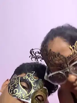 VVcouple online show from October 2025 05:57:01 PM