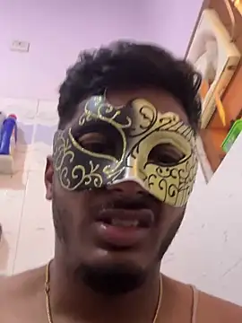 VVcouple online show from September 2025 04:01:02 AM