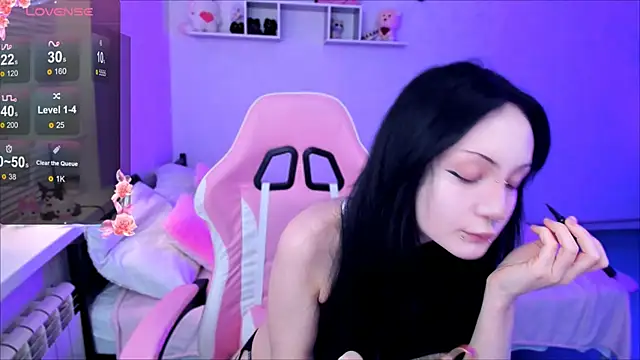 Snapshot of MiaScarlettt chatting on October 2025 07:04:02 PM MiaScarlettt online show from October 2025 07:04:02 PM
