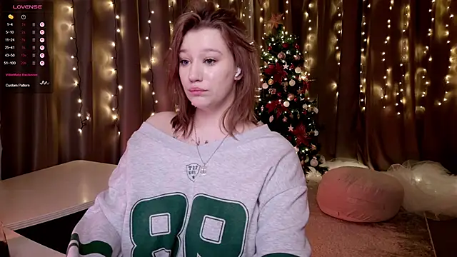 Morvelyn online show from December 2025 02:19:02 PM