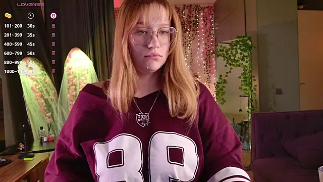 Morvelyn online show from February 2026 08:09:01 PM