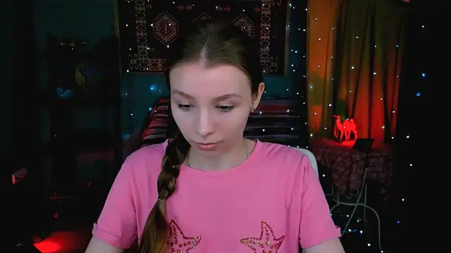 JulieDaniel online show from May 2026 04:21:02 AM