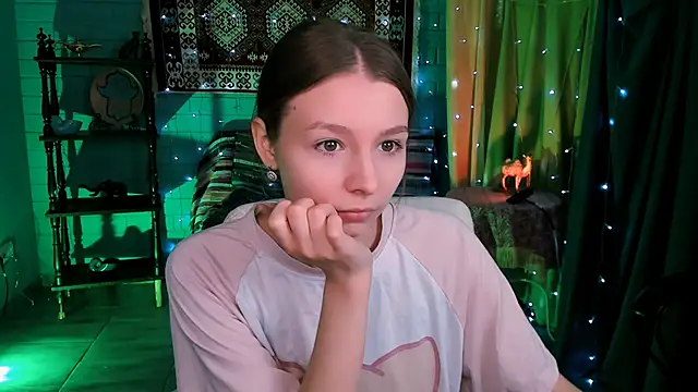 JulieDaniel online show from February 2026 04:45:01 AM