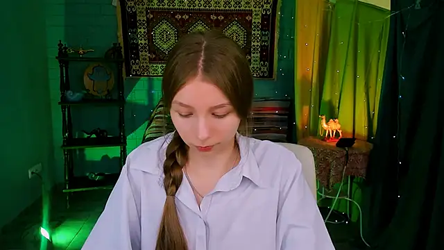 JulieDaniel online show from May 2026 04:20:02 AM