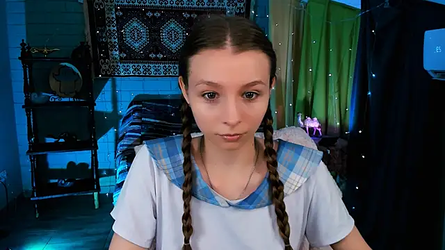 JulieDaniel online show from May 2026 08:10:02 AM