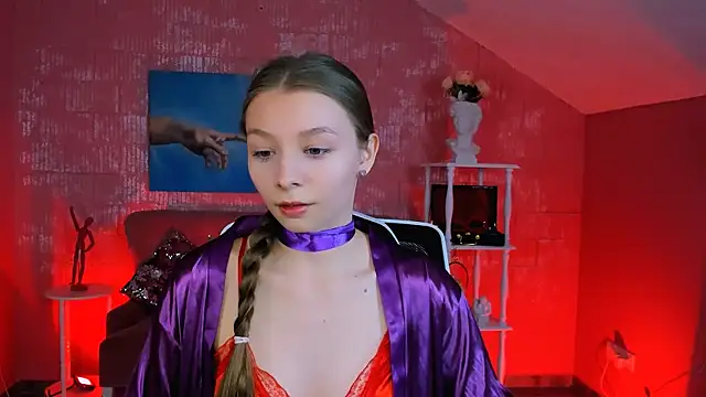 JulieDaniel online show from April 2026 04:30:01 AM