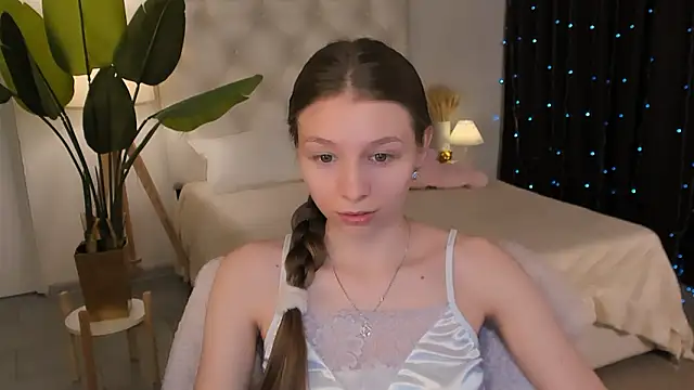 JulieDaniel online show from March 2026 05:03:02 AM
