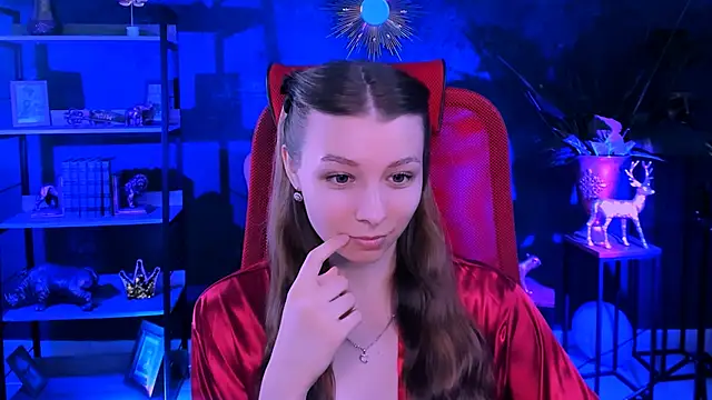 Snapshot of JulieDaniel chatting on November 2025 04:23:01 AM JulieDaniel online show from November 2025 04:23:01 AM