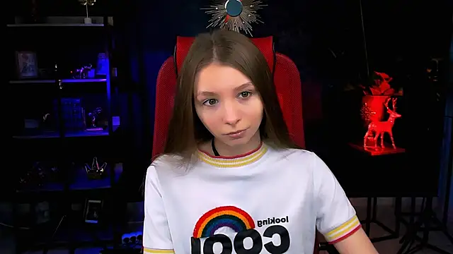JulieDaniel online show from April 2026 04:25:01 AM