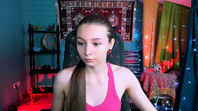 JulieDaniel online show from February 2026 08:12:02 AM