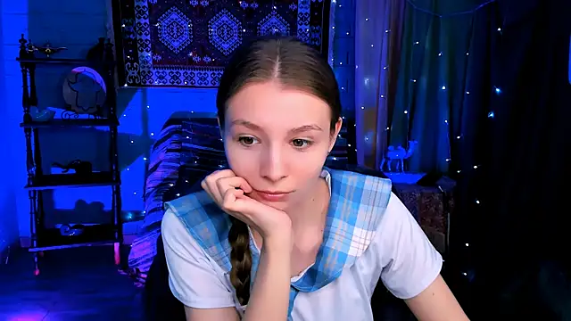 JulieDaniel online show from April 2026 04:19:01 AM