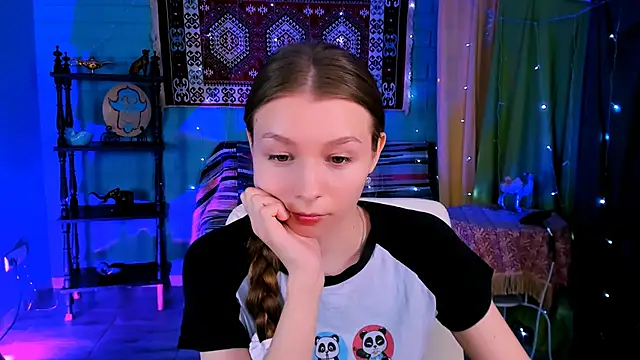 JulieDaniel online show from March 2026 07:26:02 AM