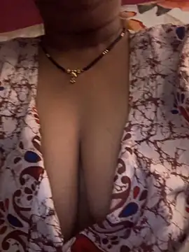 Snapshot of Divya-22 chatting on December 2025 07:45:01 PM Divya-22 online show from December 2025 07:45:01 PM