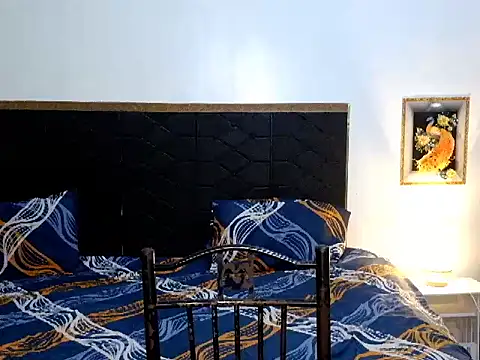 aneredfox online show from April 2026 09:42:02 PM