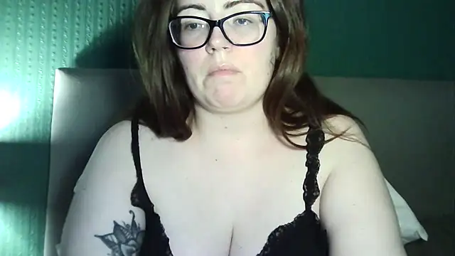 Curvy-BellaX online show from October 2025 08:42:01 PM