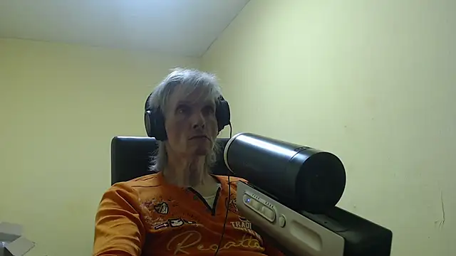 k74robert online show from December 2025 10:55:01 PM