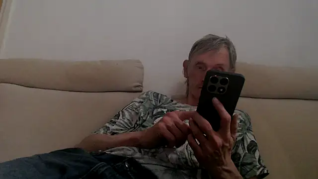 k74robert online show from November 2025 01:47:02 PM