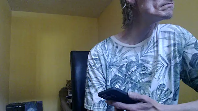 k74robert online show from November 2025 11:36:02 AM