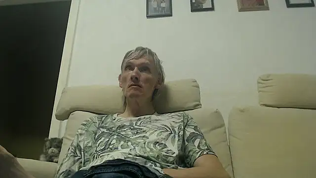 k74robert online show from November 2025 01:38:02 PM