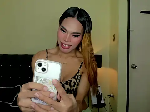 Shanexxgoddess online show from May 2026 06:27:02 PM
