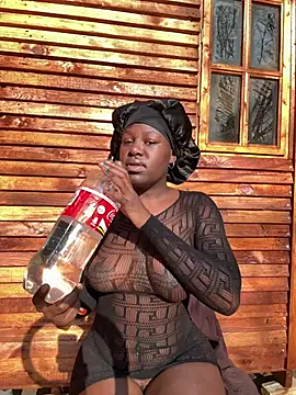DarkBerryDiamond255 online show from June 2026 12:48:01 PM