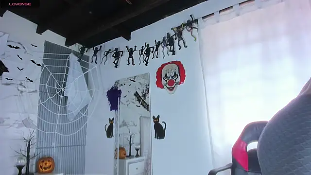 LilihtMature online show from October 2025 05:57:02 PM