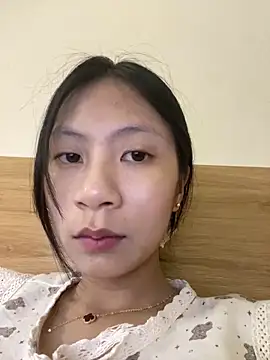Lil-Gi online show from September 2025 03:34:01 PM