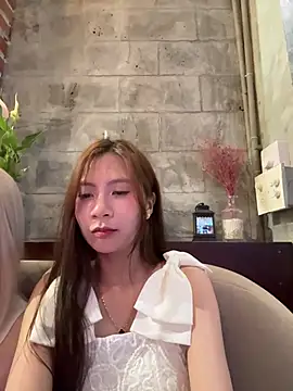 Lil-Gi online show from April 2026 06:48:02 PM