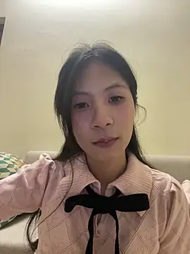 Lil-Gi online show from September 2025 03:36:02 PM