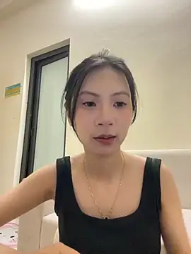 Lil-Gi online show from September 2025 02:44:02 PM