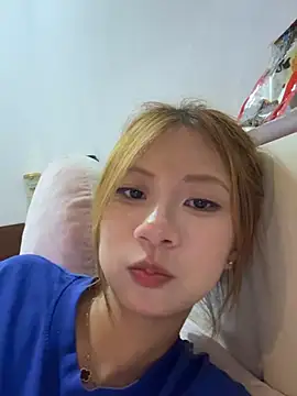 Lil-Gi online show from July 2026 05:01:02 PM