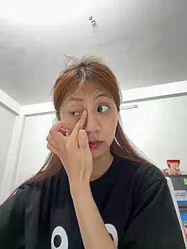 Lil-Gi online show from May 2026 04:33:01 PM