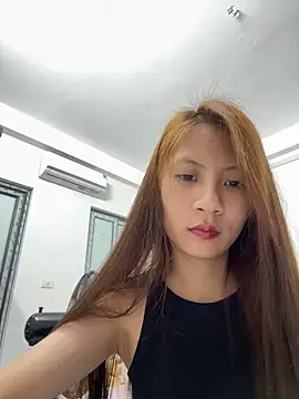 Lil-Gi online show from May 2026 04:23:02 PM