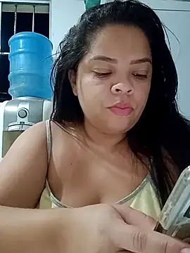 Snapshot of NALLANDA chatting on September 2025 02:07:02 AM NALLANDA online show from September 2025 02:07:02 AM