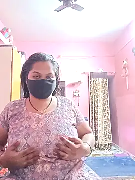 biggbobbsgirl online show from February 2026 06:26:02 PM