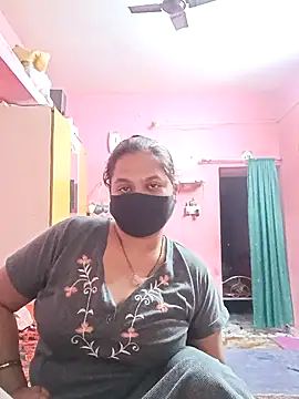 biggbobbsgirl online show from November 2025 06:30:02 PM