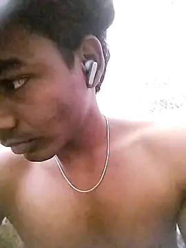 Snapshot of Rahulisagoodguy chatting on November 2025 11:33:01 AM Rahulisagoodguy online show from November 2025 11:33:01 AM