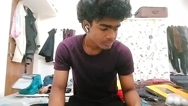 Snapshot of Rahulisagoodguy chatting on November 2025 09:41:01 AM Rahulisagoodguy online show from November 2025 09:41:01 AM