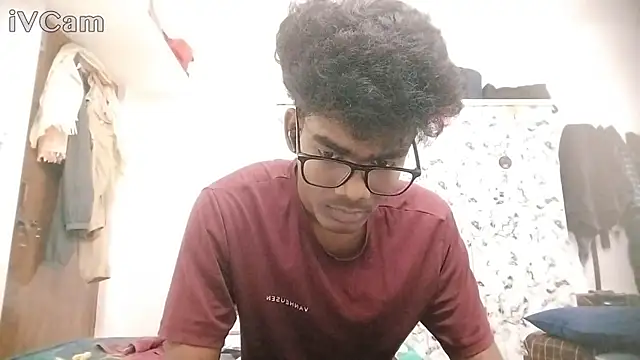 Snapshot of Rahulisagoodguy chatting on September 2025 10:14:01 AM Rahulisagoodguy online show from September 2025 10:14:01 AM