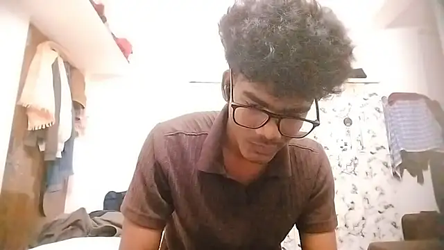 Snapshot of Rahulisagoodguy chatting on September 2025 12:43:02 PM Rahulisagoodguy online show from September 2025 12:43:02 PM