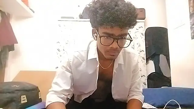 Snapshot of Rahulisagoodguy chatting on November 2025 01:49:02 PM Rahulisagoodguy online show from November 2025 01:49:02 PM